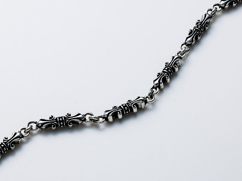 Lily Rod Chain