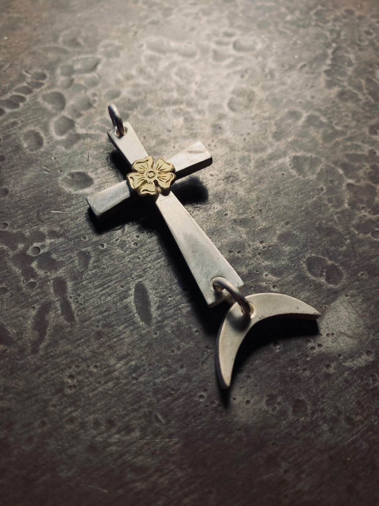 Sunshine Studio 18K Hana Point Silver Moon Cross Pendant