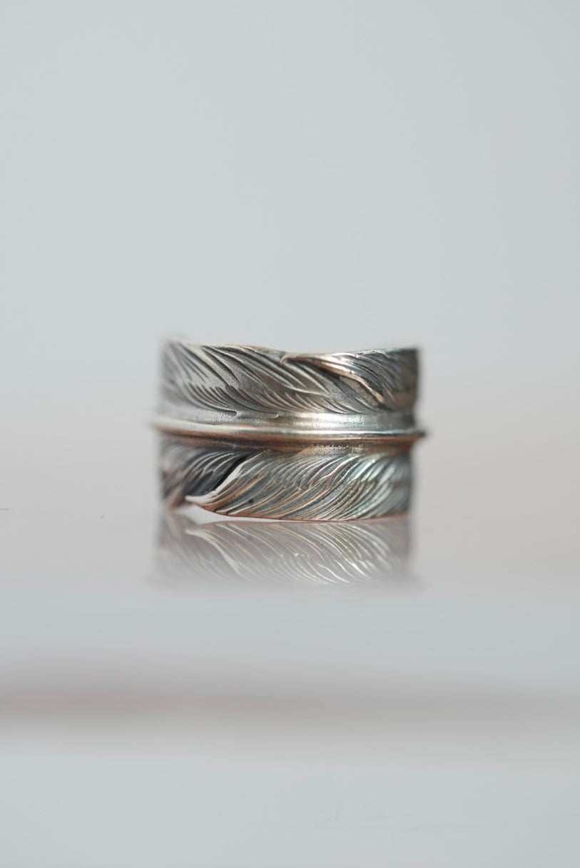 Ninemetal Silver Feather Ear Cuff