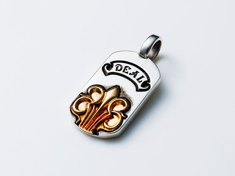 Combi Lily Tag Pendant