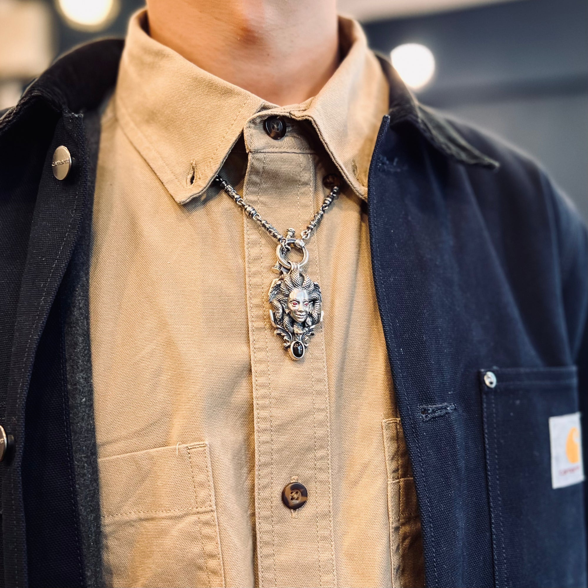 Guardia Medusa Pendant w/ Chain 17