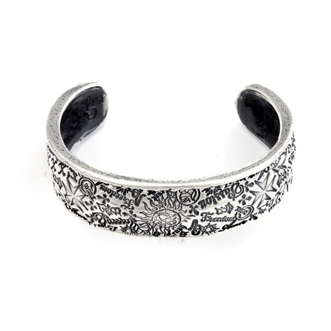 B589 Wide Graffiti Bangle