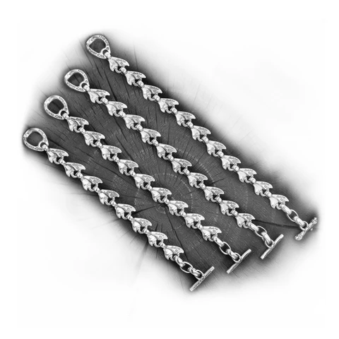 B615 Tiny Whale's Tail Bracelet