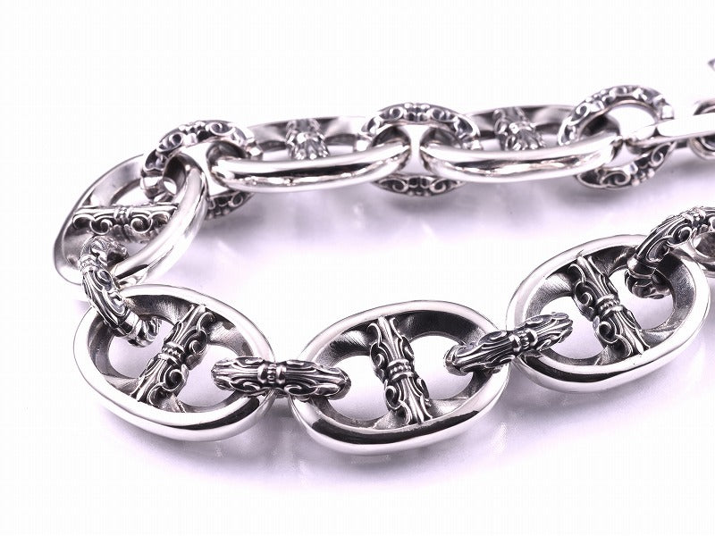 Deal Design Oval Gate Bracelet