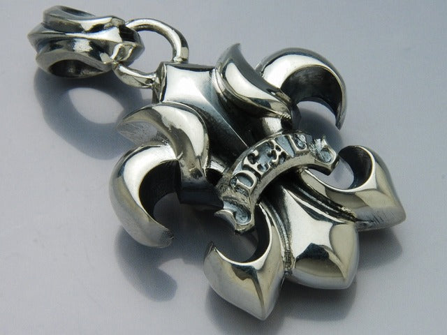 Deal Design Blade Lily Top