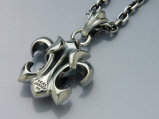 Deal Design Blade Lily Top
