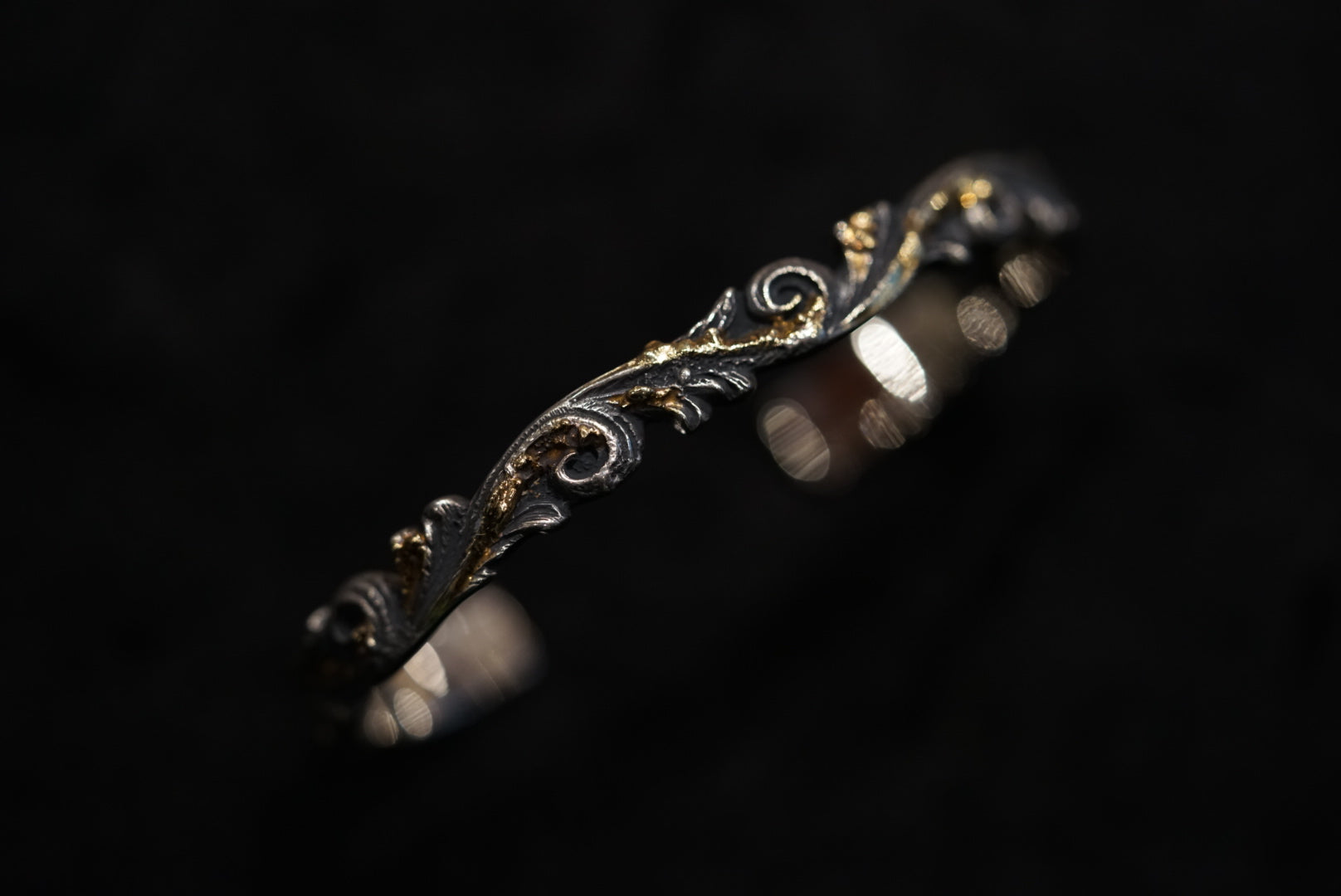 Mad Cult - 18K Braze Old Arabesque Bangle_6