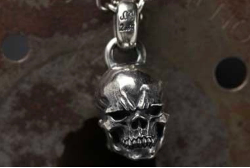 Mad Cult Pendant for unisex Mad Cult Assassin Head Pendant L