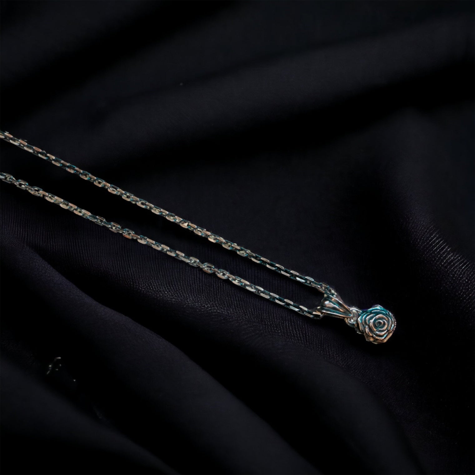 Mad Cult - Rose Pendant w/ Chain_4
