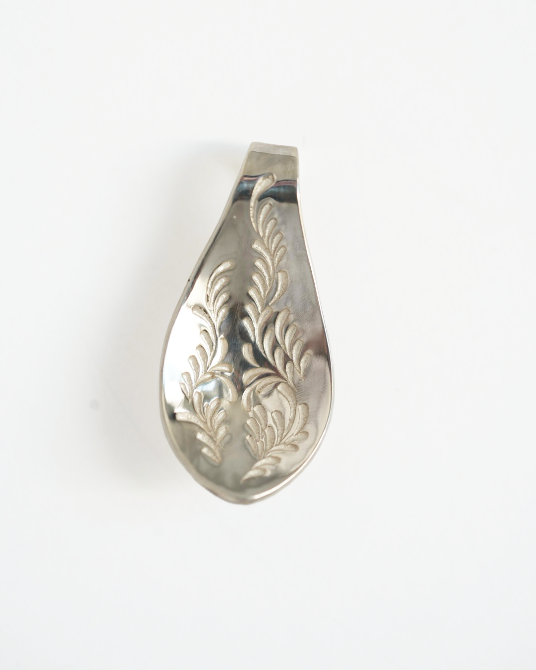 Silver Dollar Craft Silver Arabesque Spoon Pendant M