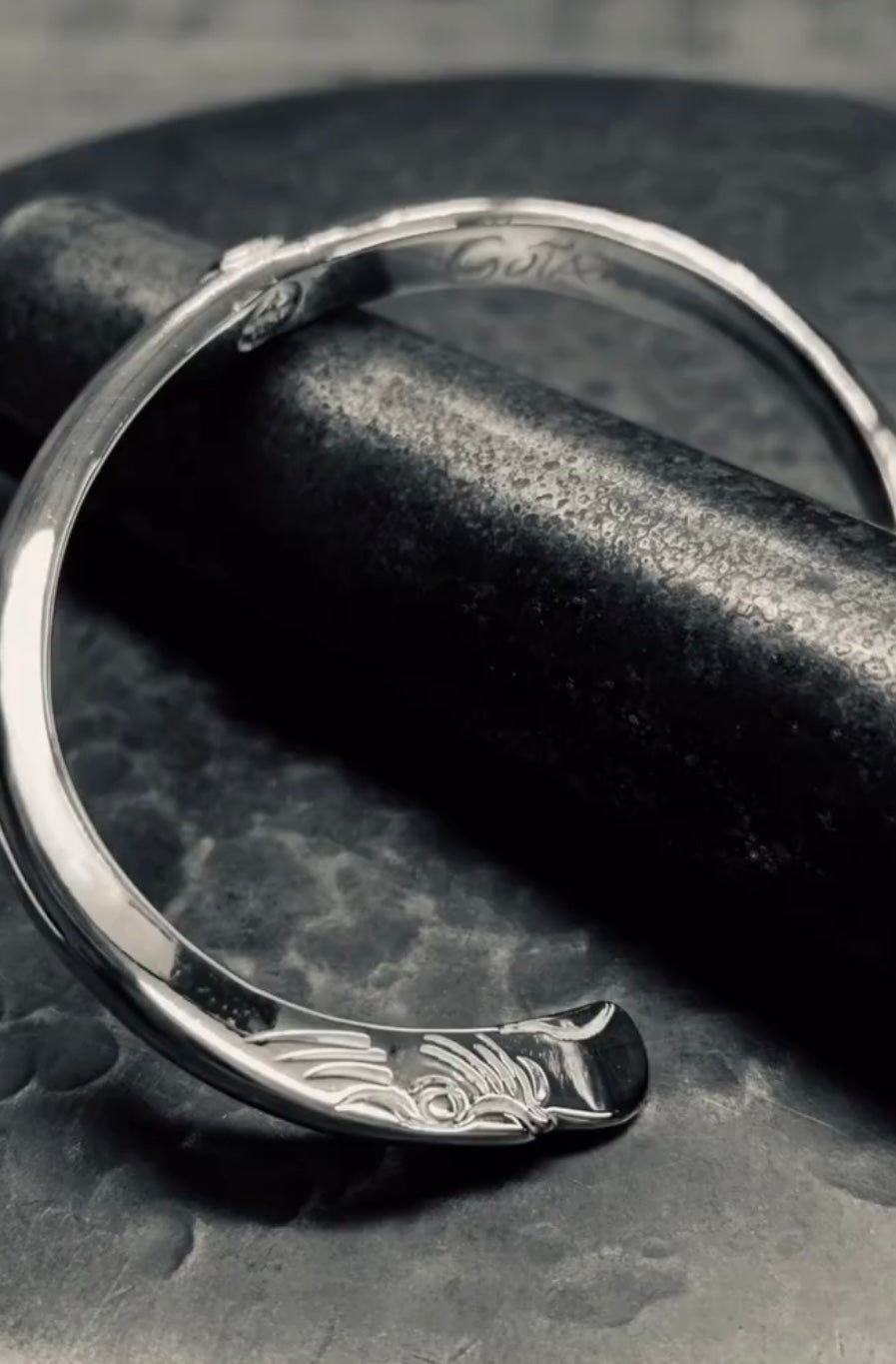 高瀬豪太 Sunshine Studio - 24K Gold Point 4 Faced Eagle Bangle_1