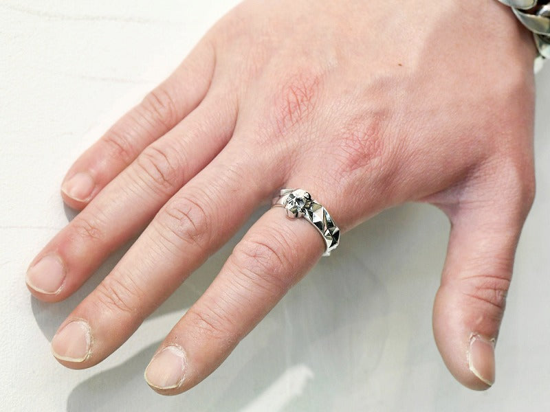 Deal Design Mirror Skull Ring