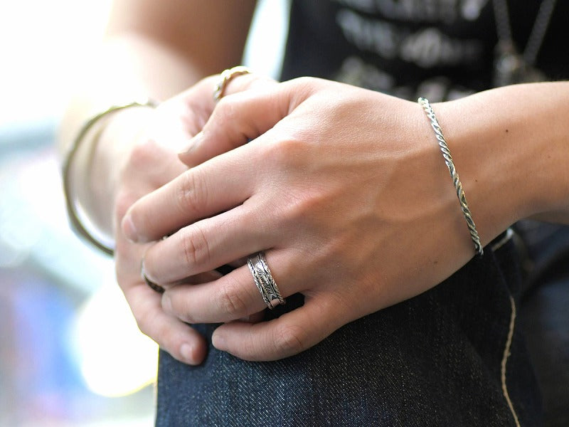 Deal Design RT:Roll 7mm Ring