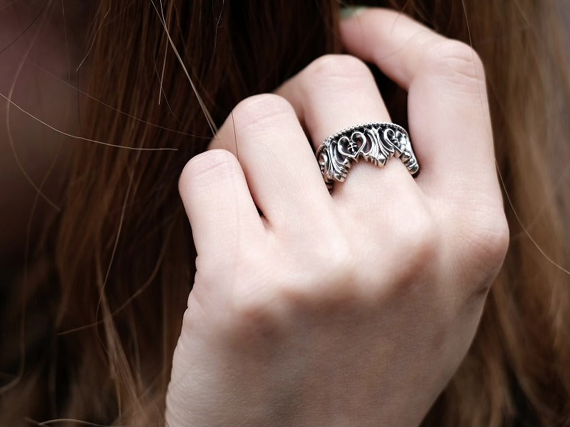 Deal Design Shell Crown Ring