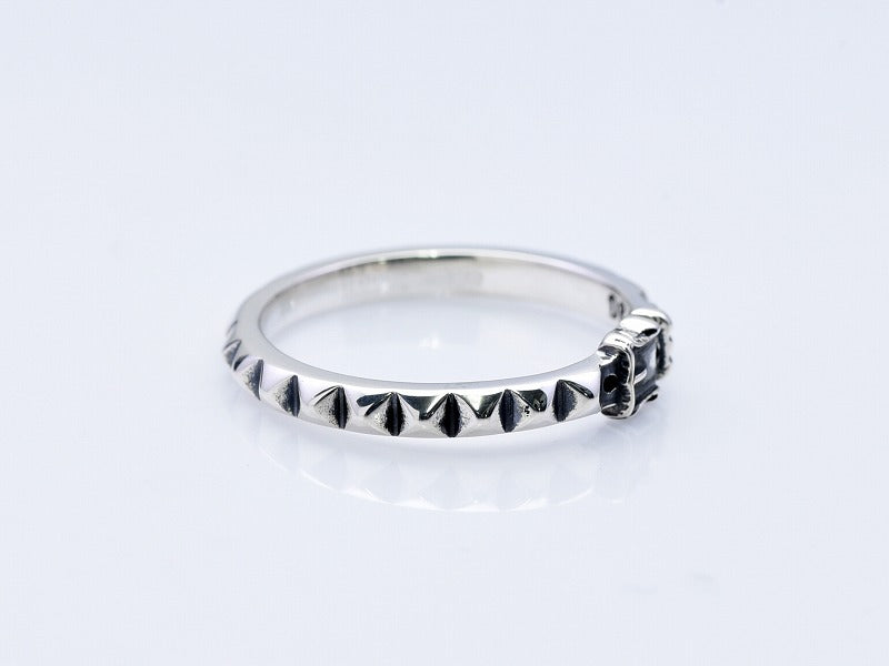 Deal Design Layered Stud Single Ring