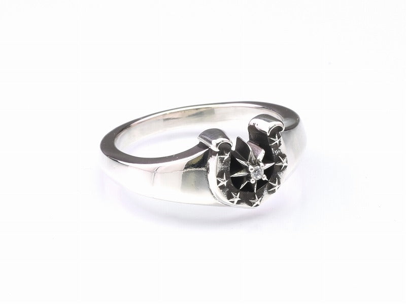 Deal Design Nordic Horseshoe Ring