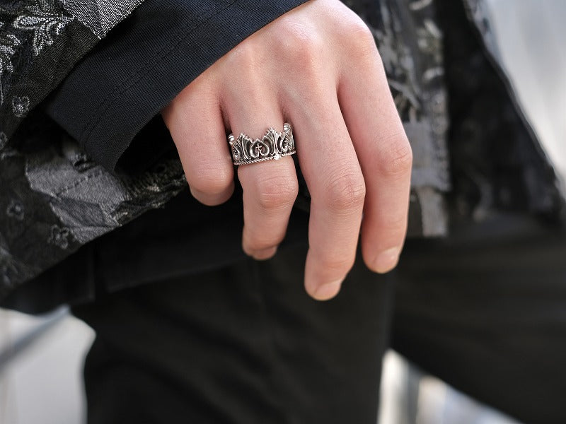 Deal Design Shell Crown Ring