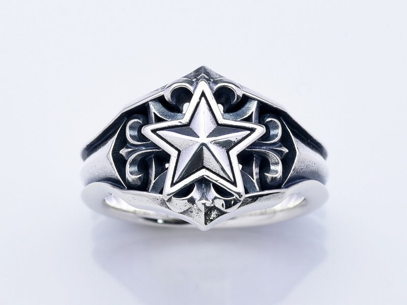 Deal Design Pointed Sterling Ring