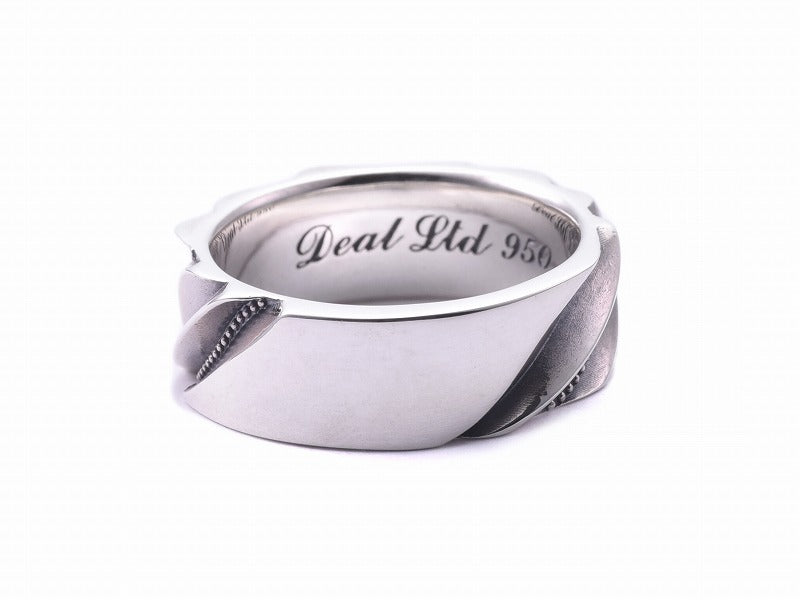 Deal Design Drape Cut 7mm Ring