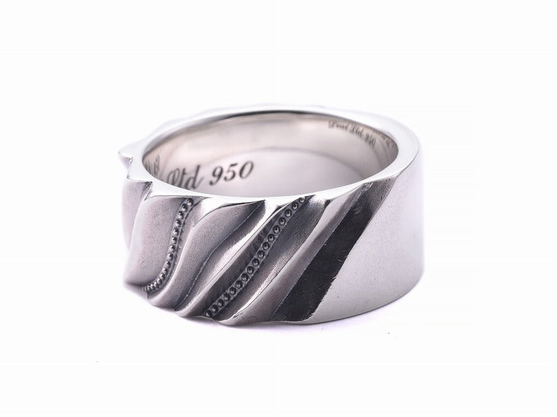 Deal Design Drape Cut 10mm Ring