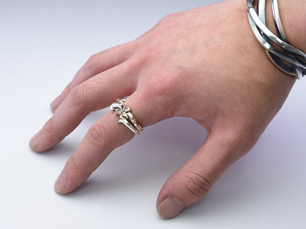 Deal Design Gimmel Ring with Star