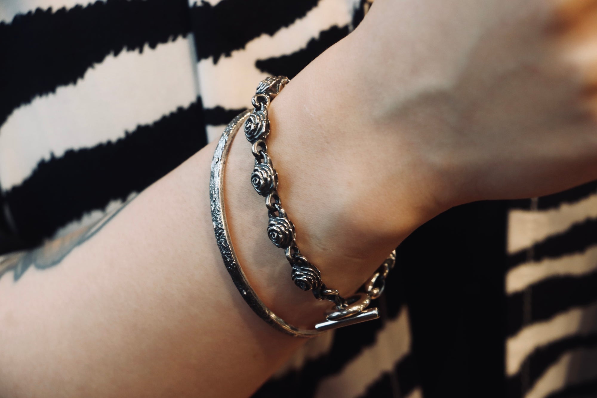 Old Face Bangle- Narrow 手鐲