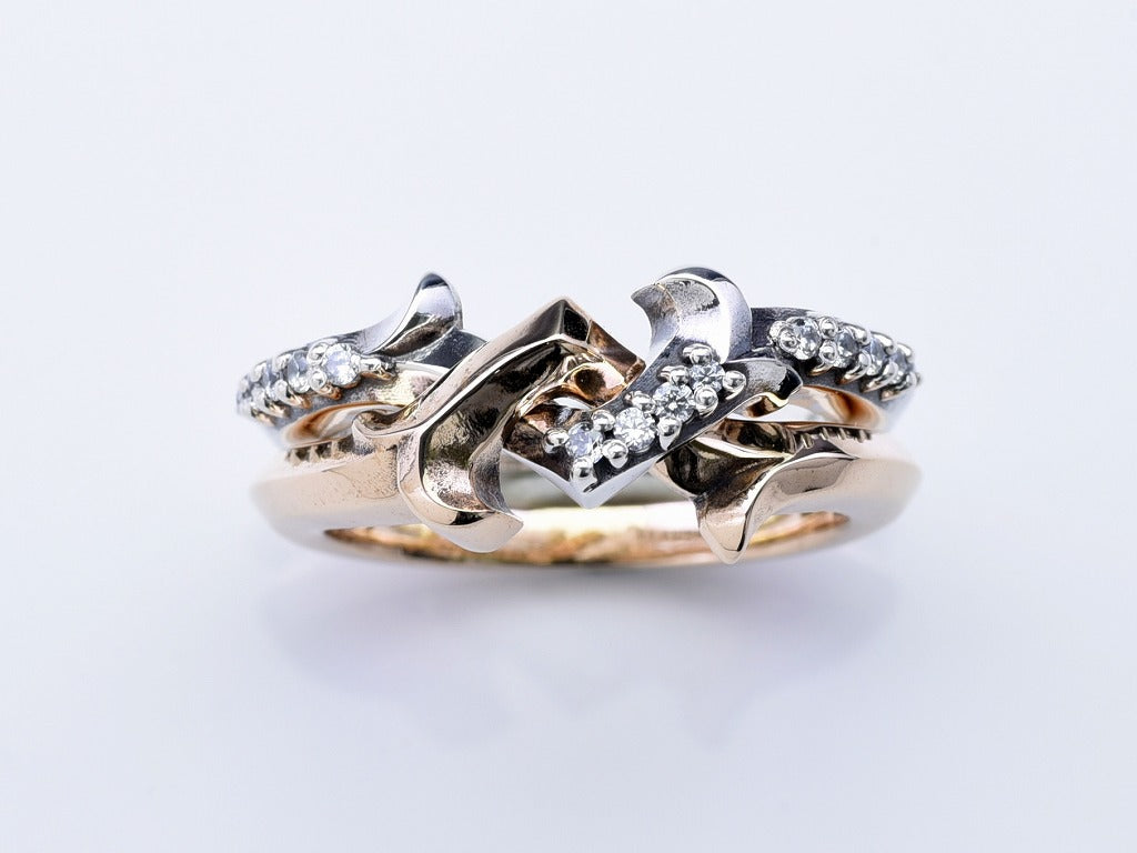 Deal Design Gimmel Ring with Stone