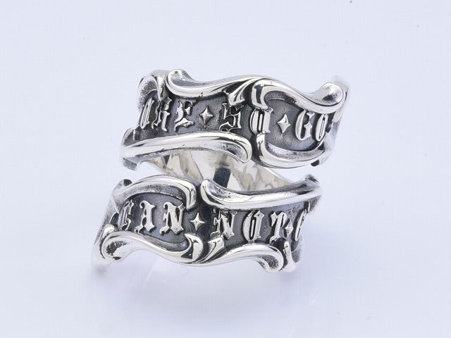 Deal Design Raging Flag Ring
