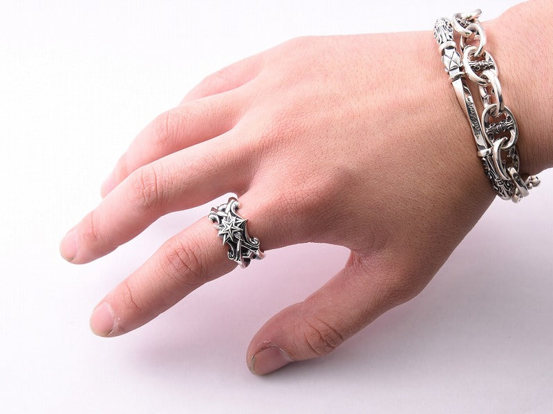 Deal Design Star Fang Ring