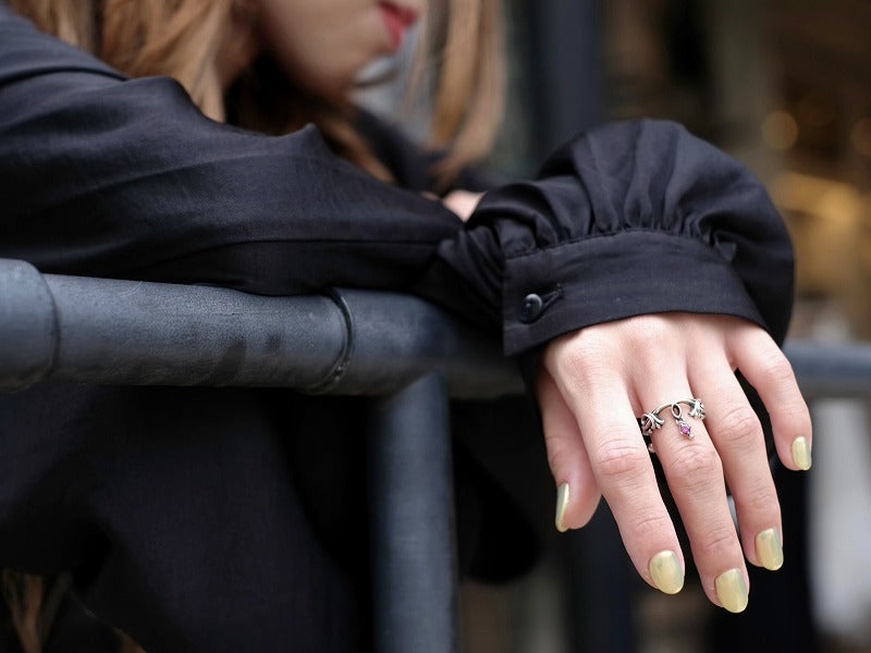 Deal Design Drop Ornament Ring