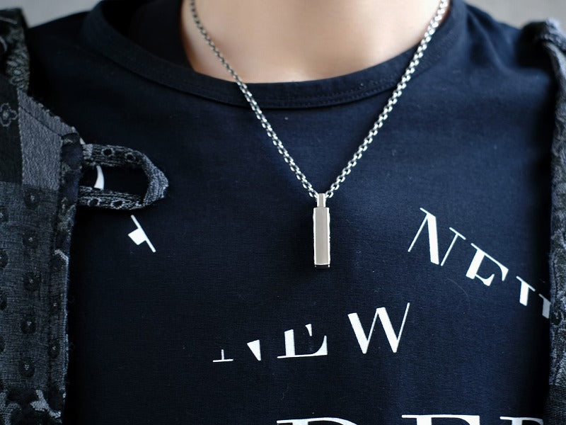 Deal Design Dig Stick Pendant