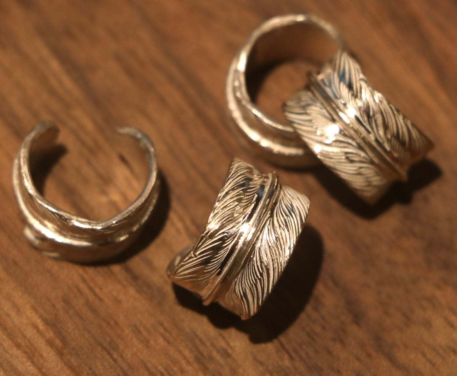 Ninemetal Silver Feather Ear Cuff