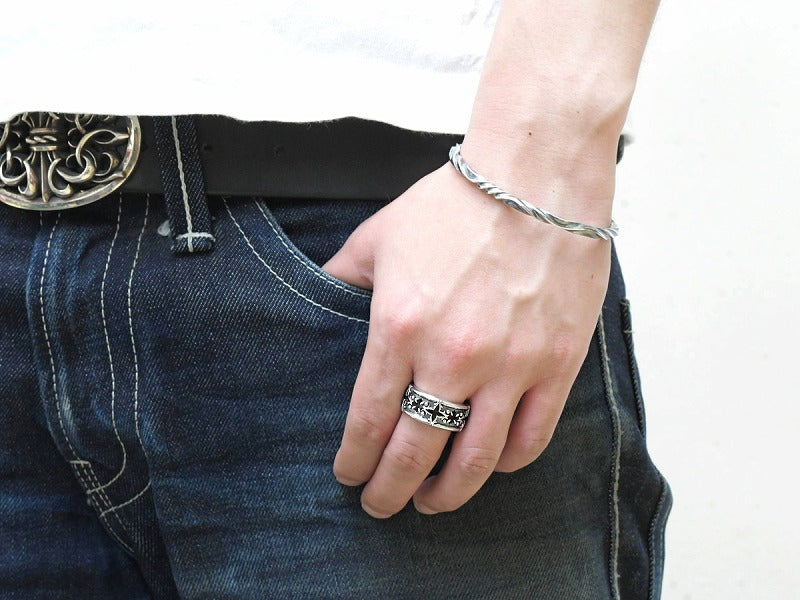 Deal Design Victoria Cut Ring
