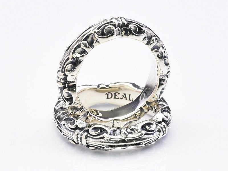 Deal Design Seamless Gate Ring