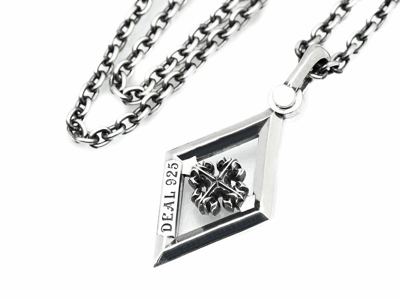 Deal Design Diamond Sign Pendant