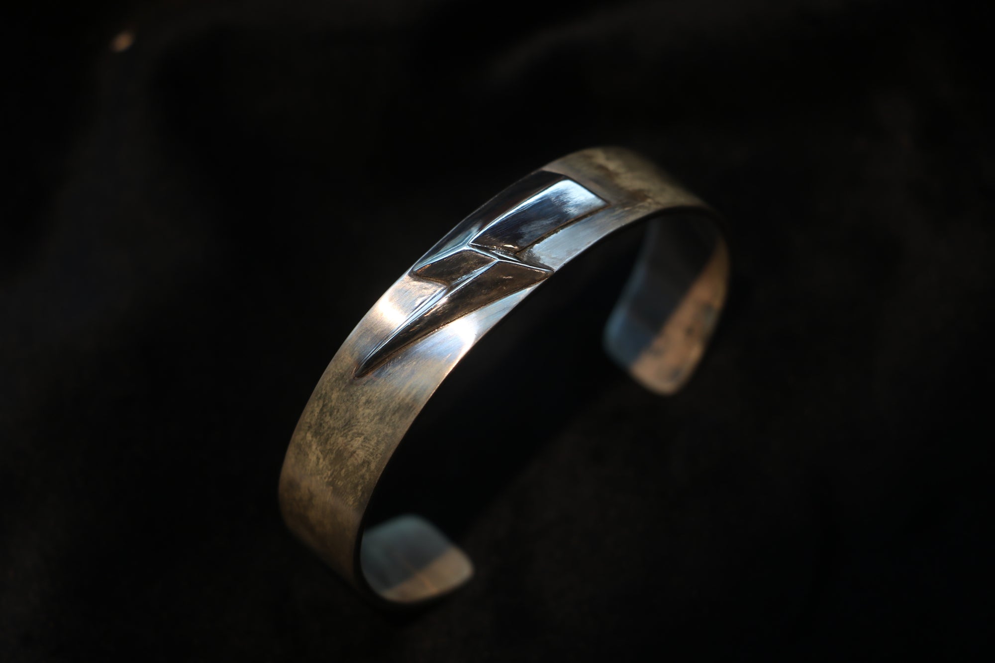 Nine Metal 925 Silver Lightning Bangle