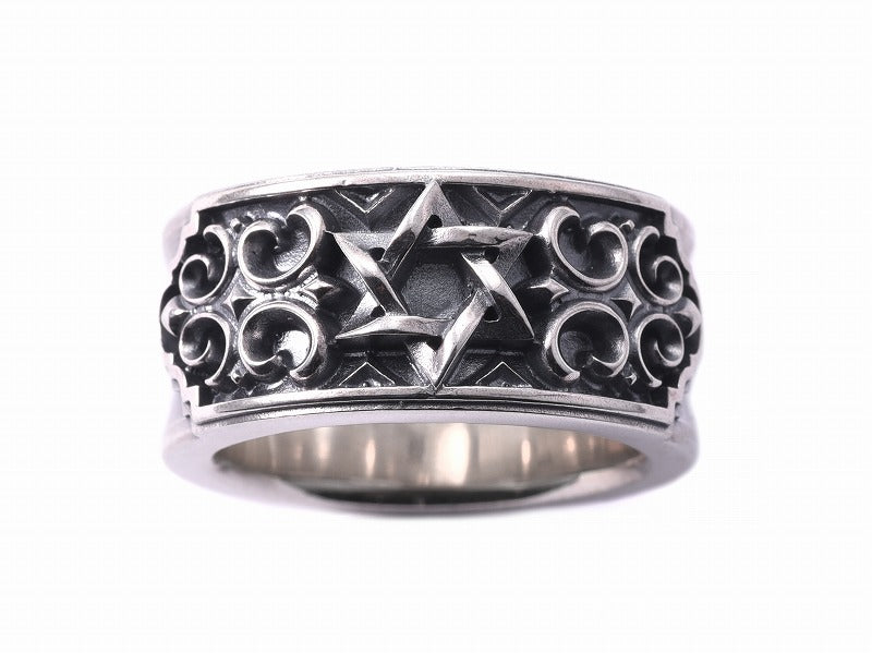Deal Design Pare Step Ring