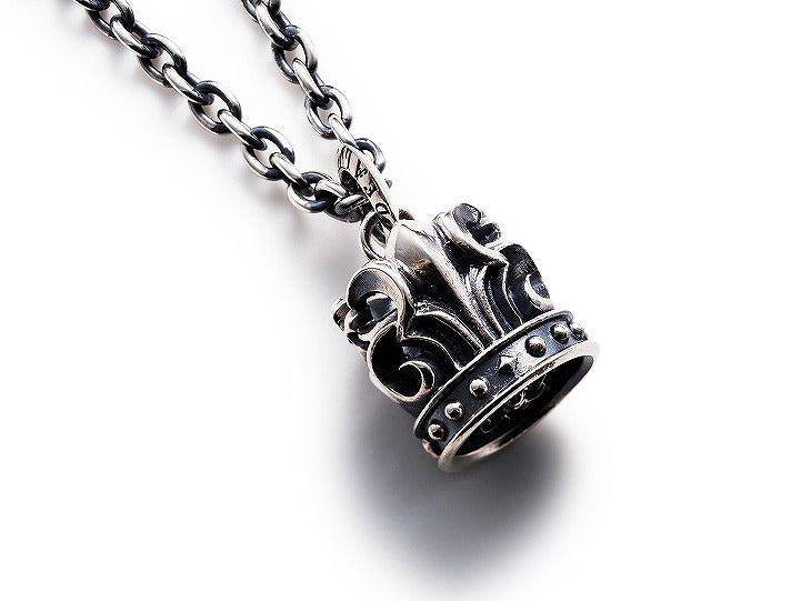Deal Design Solid Gate Crown Pendant