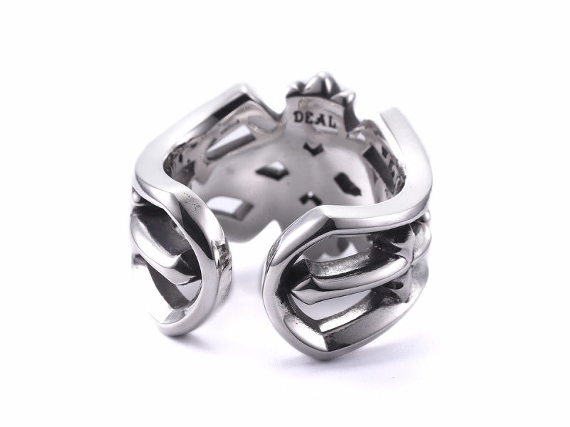 Deal Design Club Cross Ring