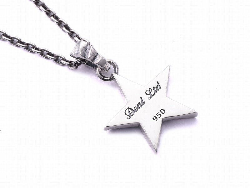 Deal Design Drape Cut Star Pendant