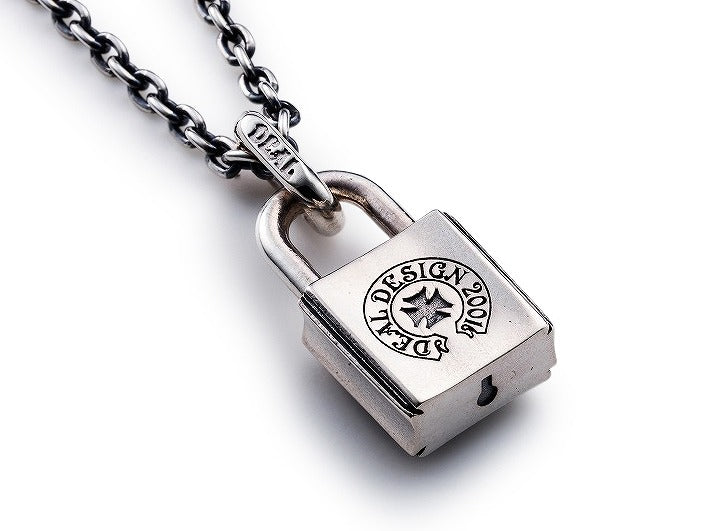 Deal Design Bottom Cross Padlock Pendant