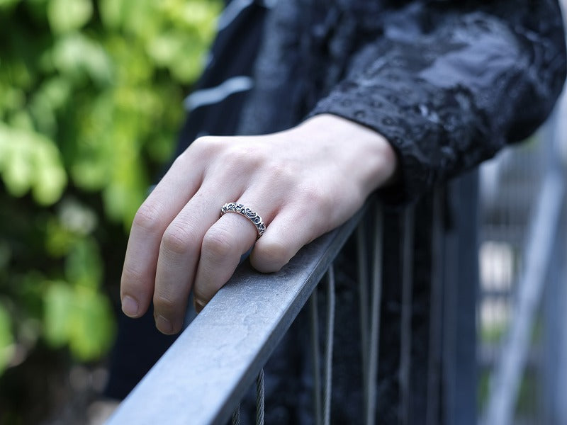 Deal Design Royal Roll Ring
