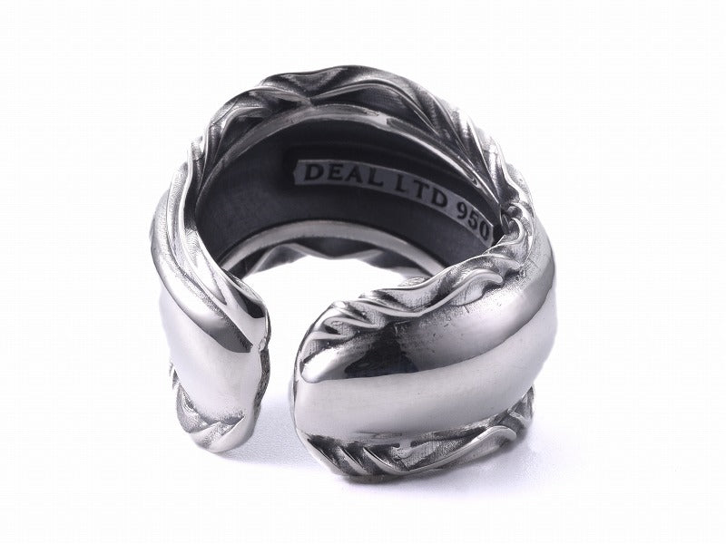 Deal Design RT:Ghost Ring