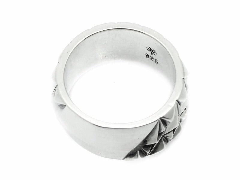 Deal Design Lightning Stud Ring