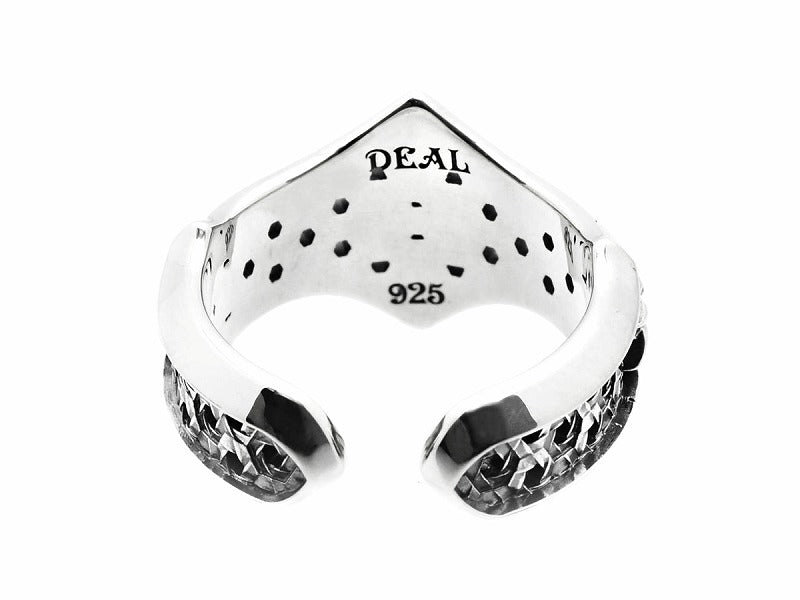 Deal Design Beehive Grave Ring