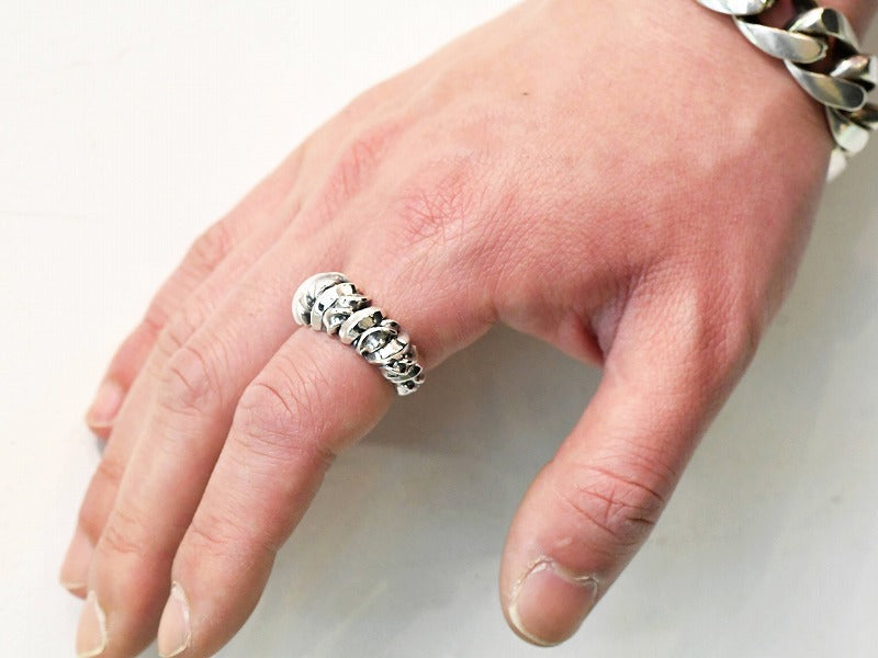Deal Design RT:Beaded Ring