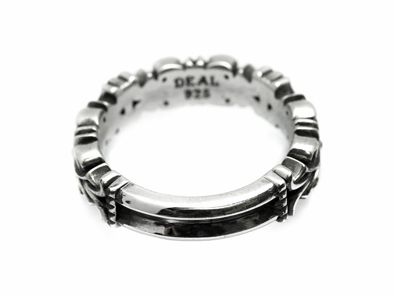 Deal Design Lip Stud Ring