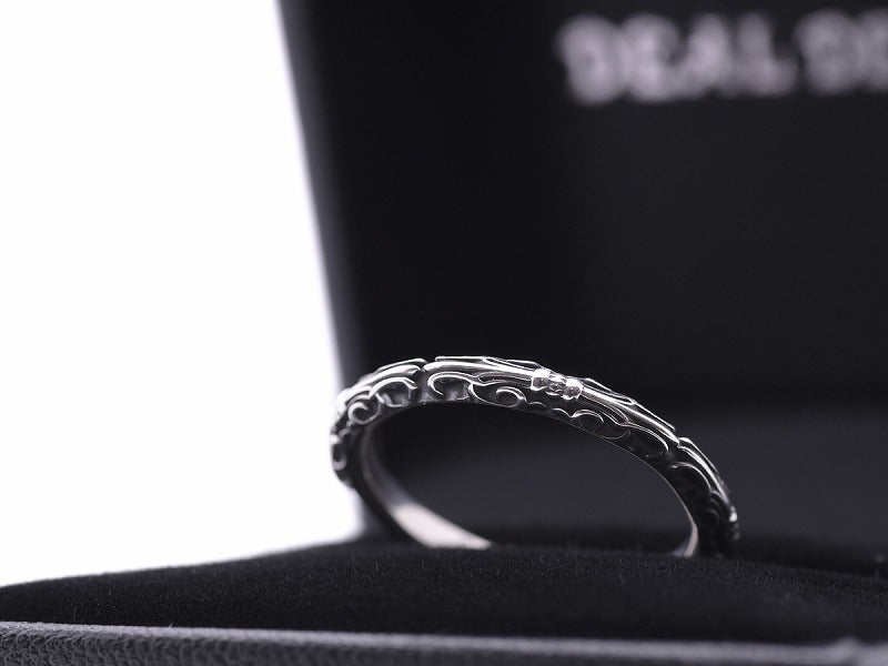Deal Design String Gate Ring