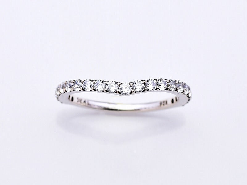 Deal Design Line Seagull Stone Ring