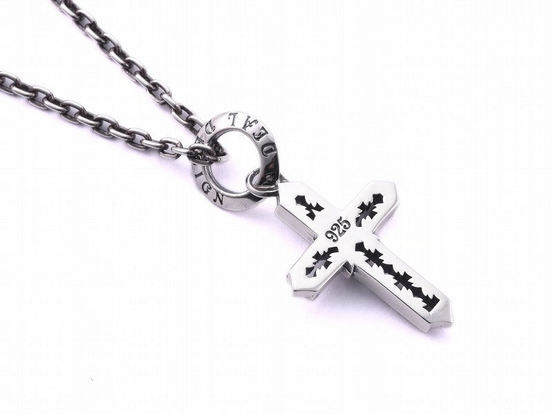 Deal Design Ribbed Cloth Pendant